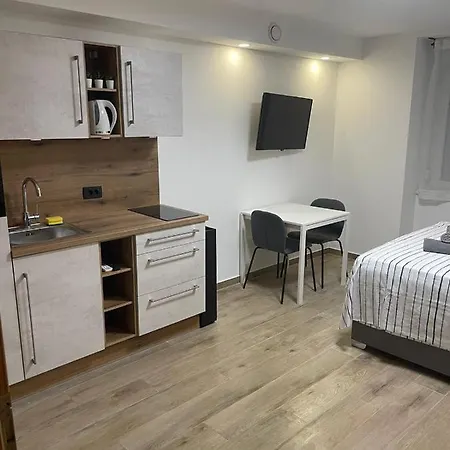 Anka Apartment *